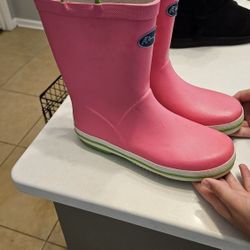 Rain Boots Size 4.