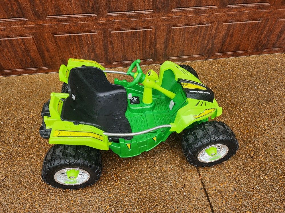 12V Green Rechargeable Battery-Powered Kids Ride-On Dune Buggy ATV Racer
