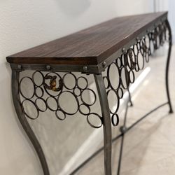 Entryway Table / Console