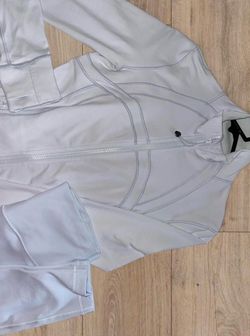 Lululemon define set authentic