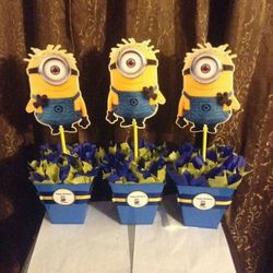 Minion center pieces