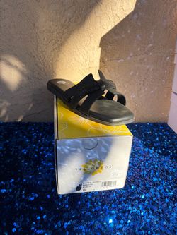 Kerria Black Sandals Size 8