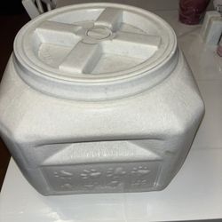dog food storage container 