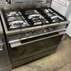 Gas Range 36”