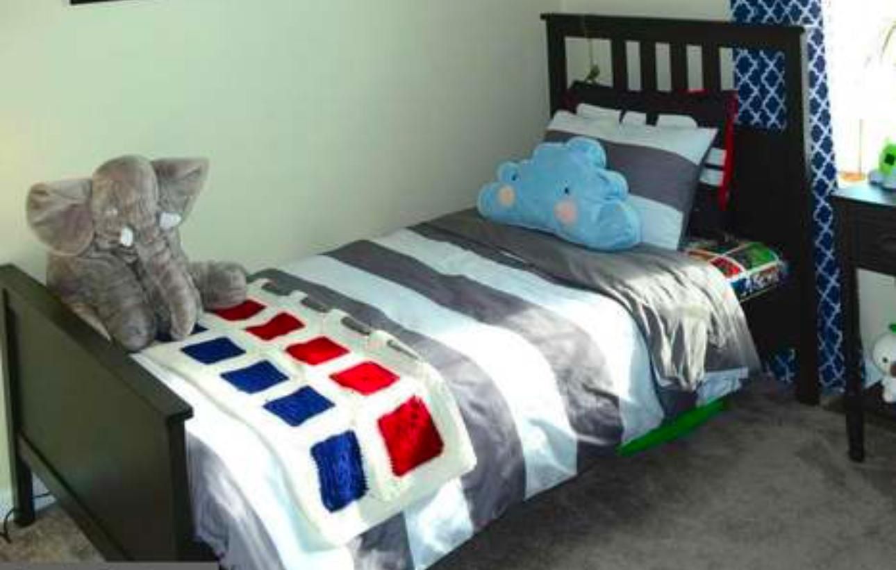 New Comfortable Twin Size Bed And Mattress 