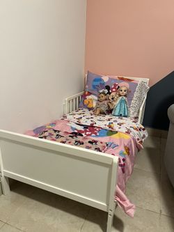 Toddler bed Frame Urgently Need To Sell
