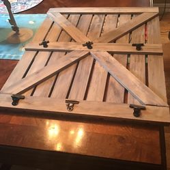 Beautiful Rustic Wooden Barn Door Decor With 6 Metal Clips To Hang Photos, Pictures Flowers Etc.  Great For Bridal/baby Shower  Wedding 
