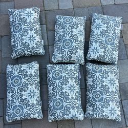 6 Piece Outdoor Patio Furniture Cushions in dark green and white  Located in concord  Very good condition  No damages Covers not removable   Measures 