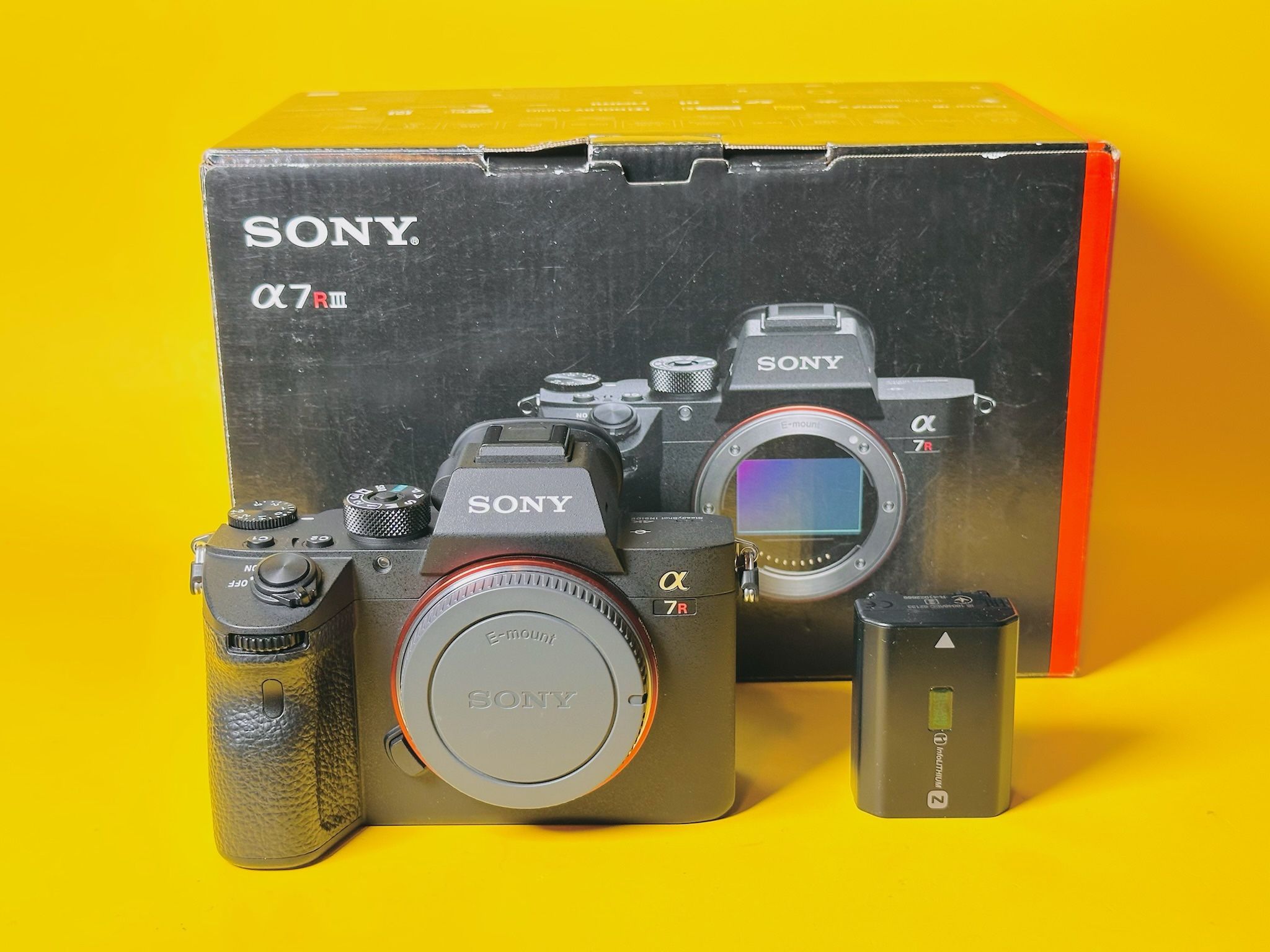 Sony A7R III 42.4MP Camera Body