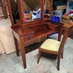 Vanity With Mirror  Make Up