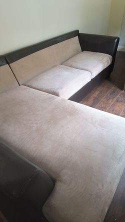 Free Sectional