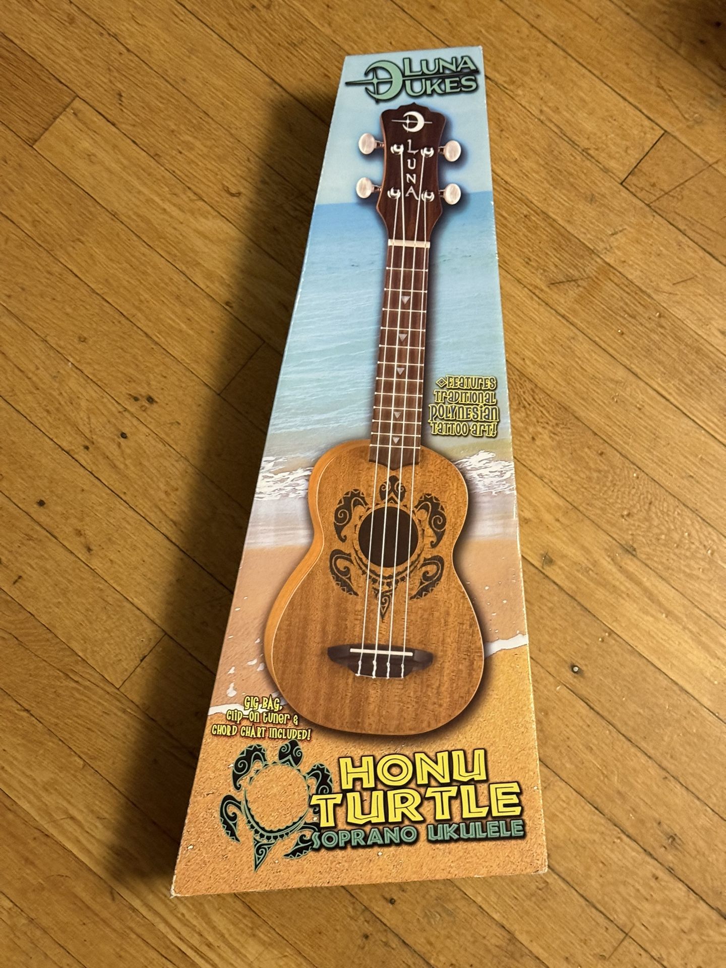 Luna Ukulele Uke HONU Turtle Spruce Soprano