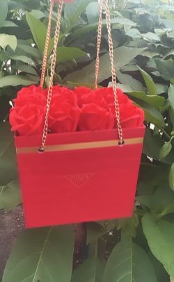 Prada Box With Red Roses 