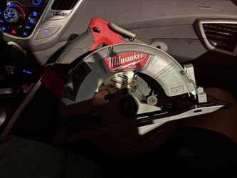Milwaukee fuel 18v