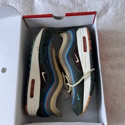 Nike Sean Wotherspoon