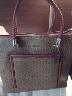 New Guess Purse 