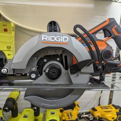 RIDGID THRUCOOL 15 Amp 7-1/4 in. Worm Drive Circular Saw

