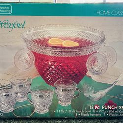 Vintage Anchor Hocking 18 PC. PUNCH BOWL SET 