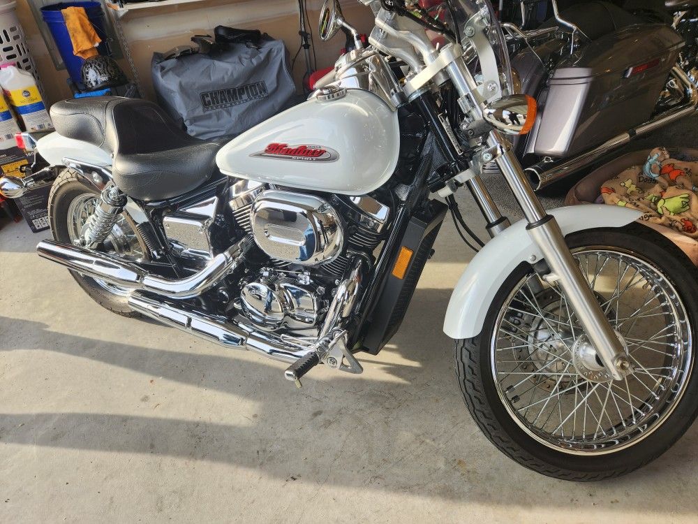 2001 Honda Shadow 750 VT750DC Low Miles