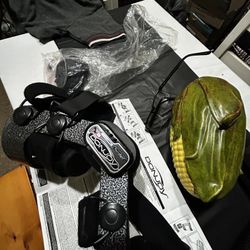 Donjoy Knee Brace For Men With Case, Manual And Accessories 