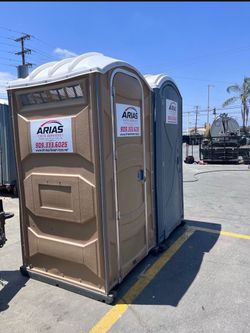 Standard Restrooms  And Luxury 2 stall
