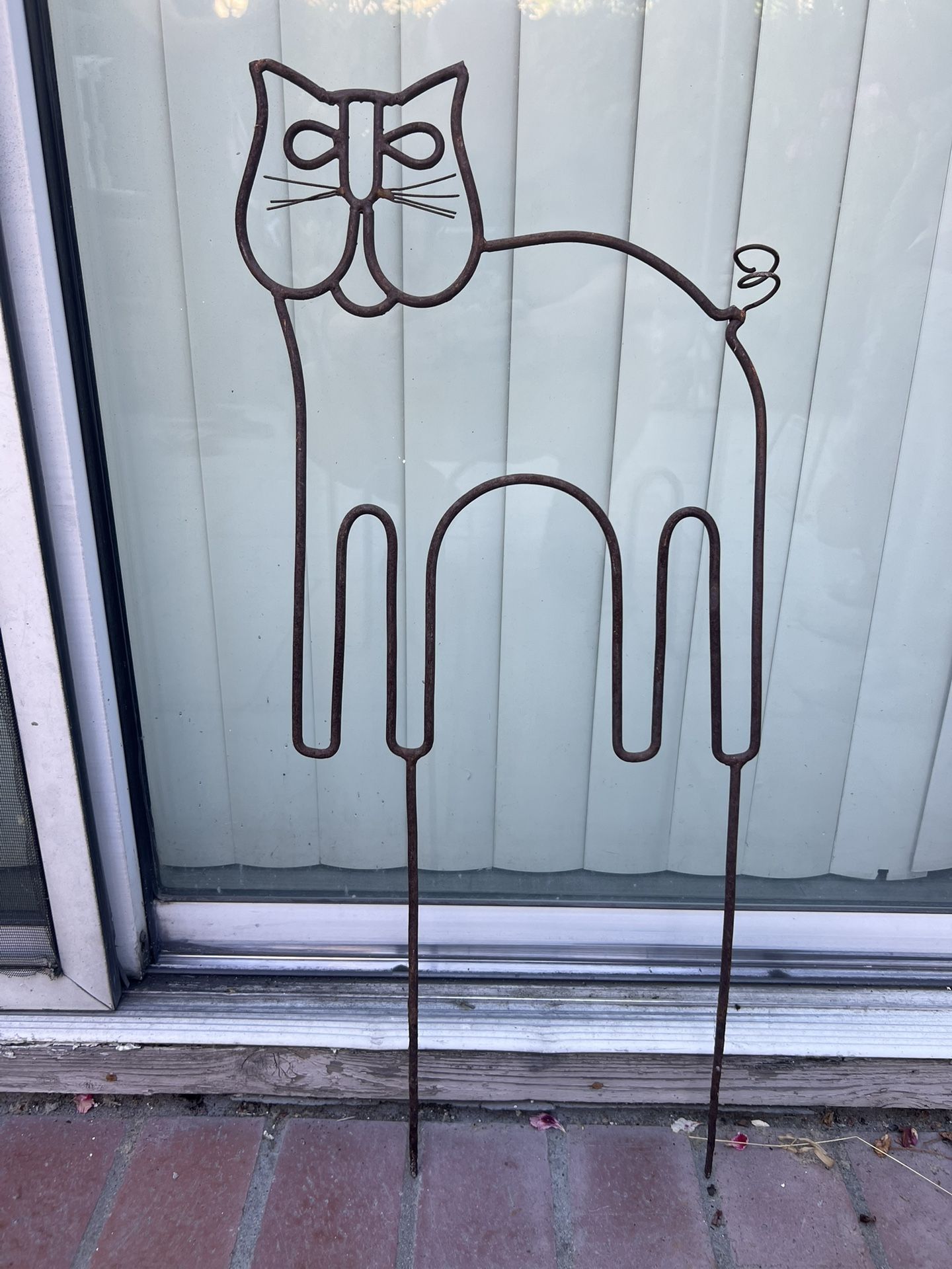 Garden Lawn Yard Decor Metal Cat 28.5” X12”