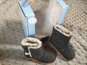 Baby winter boots