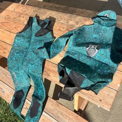 Henderson 5mm Dive Suit (Medium)