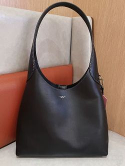 Coach Brookrly 28 Black NEW