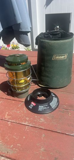 Coleman portable propane lanterns with case