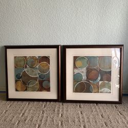 Pair of modern abstract art 