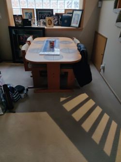 Kitchen Table And Chairs