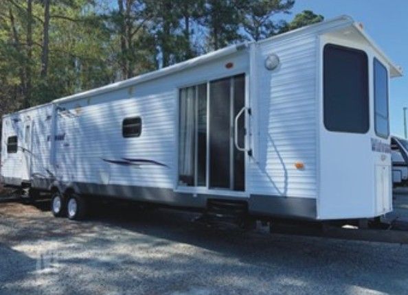 2007 Forest River Wildwood Park Model