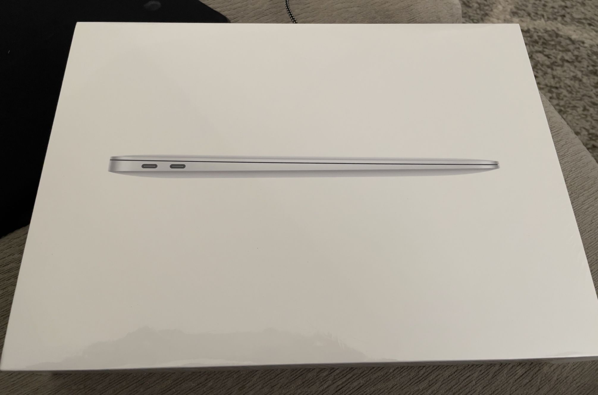 Apple Macbook Air 13” M1 Chip 1TB Applecare+ Until 2025 New