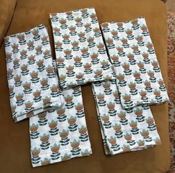 5 Cotton Dinner Napkins