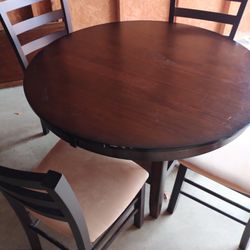 Oak Wood Round Dining Table and Chairs