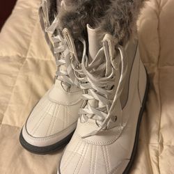 Women Winter Boots Size 10 