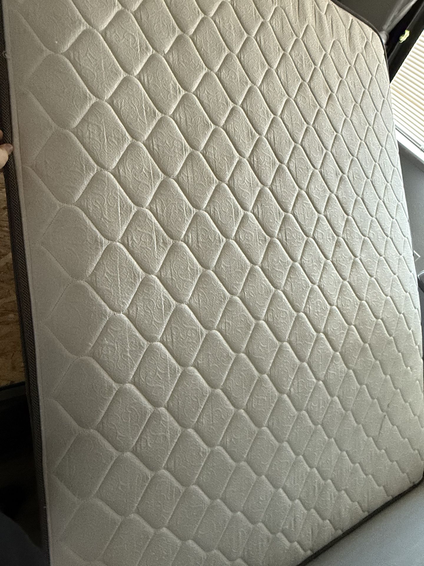 Queen Mattress And Box Spring
