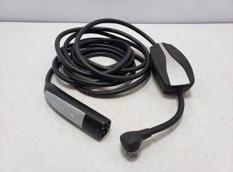 Tesla Charging Gen 2 mobile connector