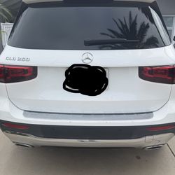 2020 Mercedes-Benz GLB 250