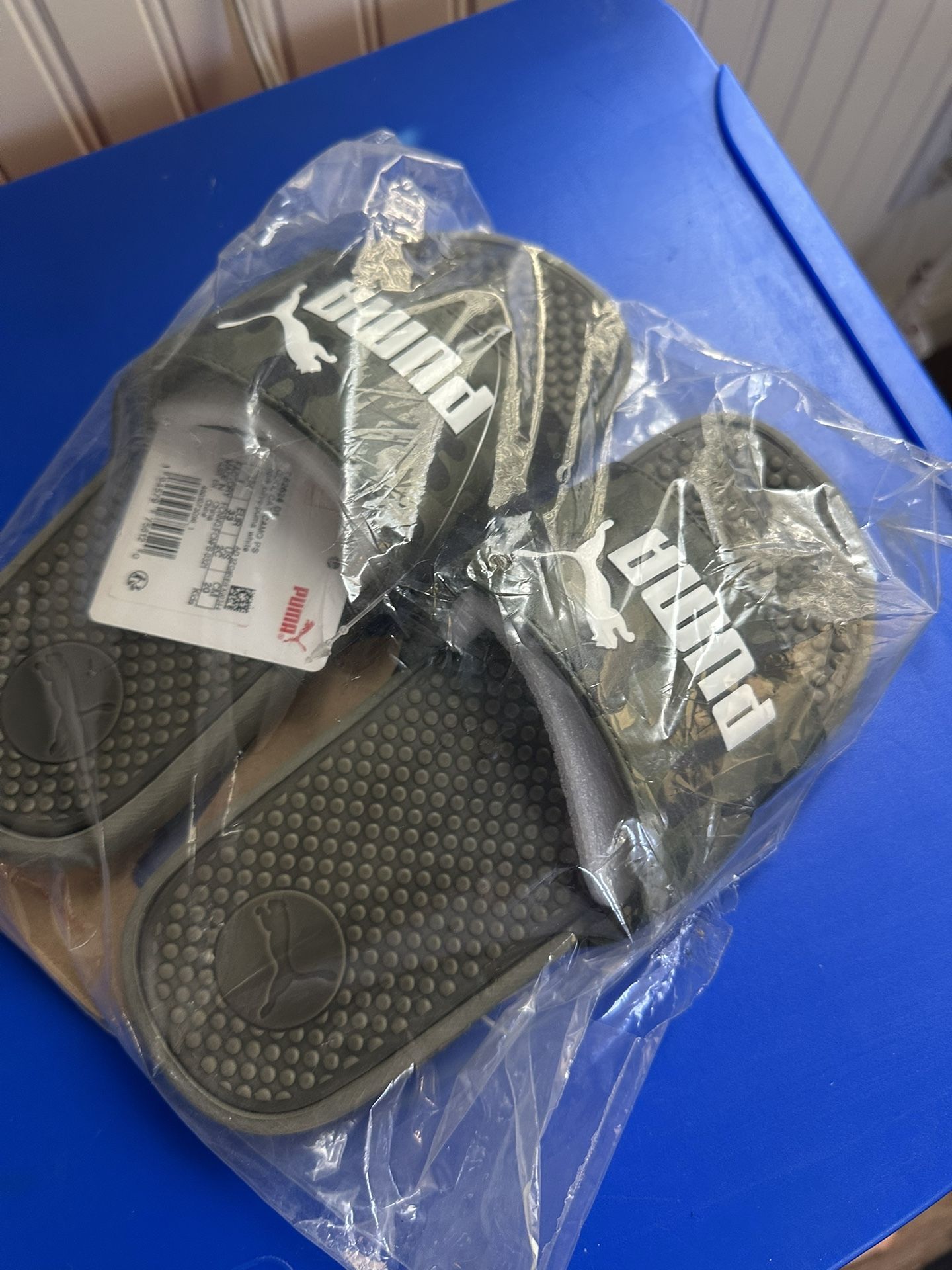 Puma Camo Kids Sandals Size|2C New Condition
