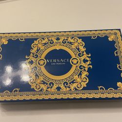 Versace Cologne 