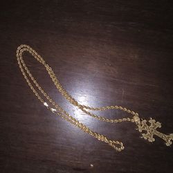 10 karat gold rope chain and 10 karat nugget ring