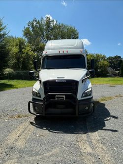 2022 Freightliner  Cascadia