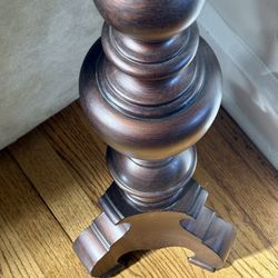 Pedestal Candle Holder 