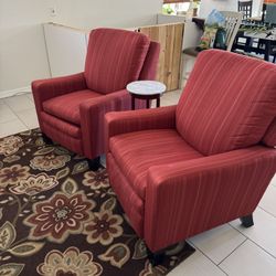 **La Z Boy Powered Recliners Pair 700.00(both)**
