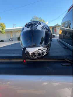 Motorcycle helmet