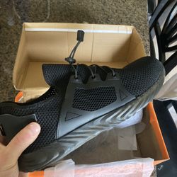 Invincible Work Boots/shoes