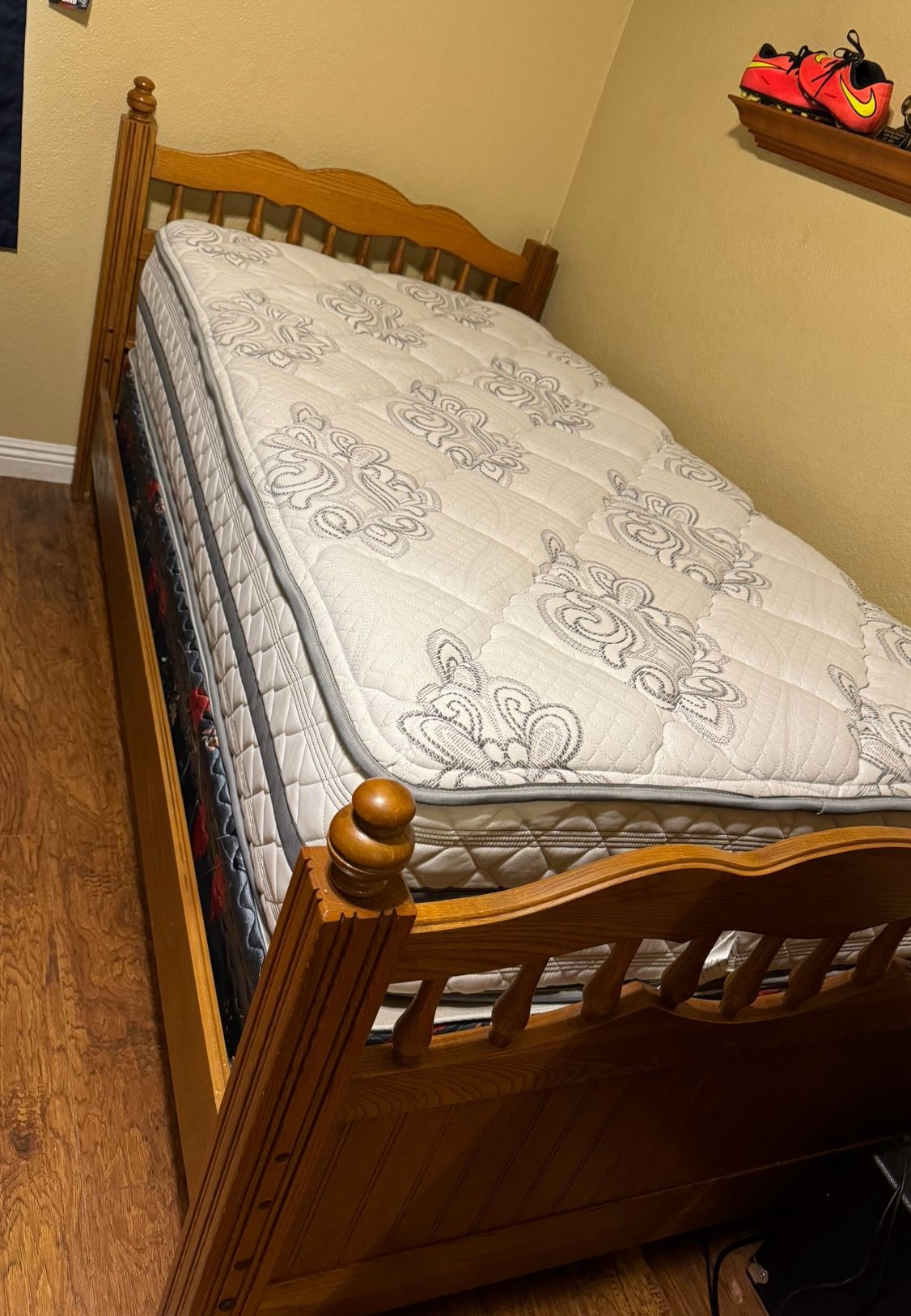 2 matching twin Beds With Option For Bunk Bed