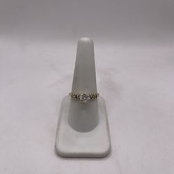 14kt Gold Engagement Style Ring